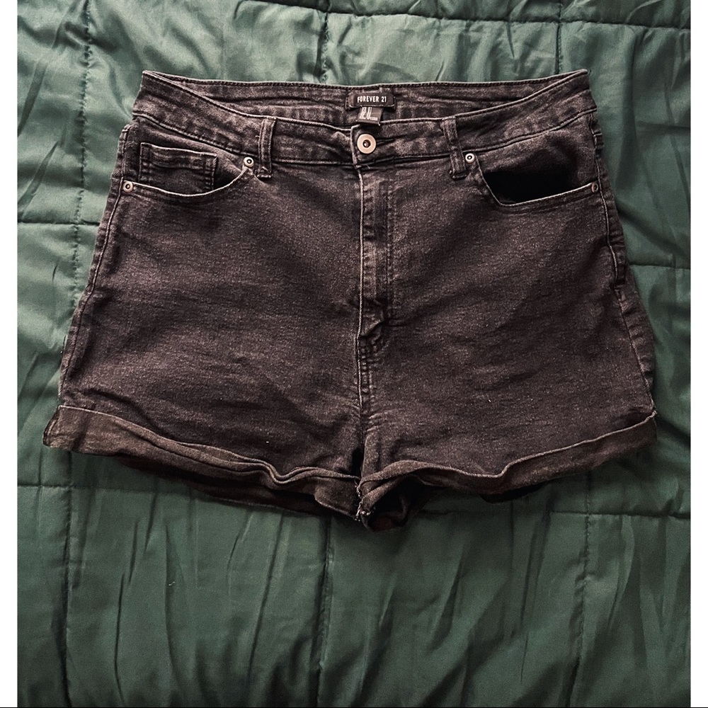 Forever 21 shorts, size 31